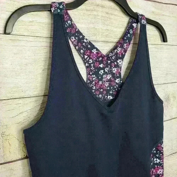 GAP FIT Tank DAISY PRINT Tank Colorblock Racer Back Navy Pink Flower size large - Picture 6 of 9